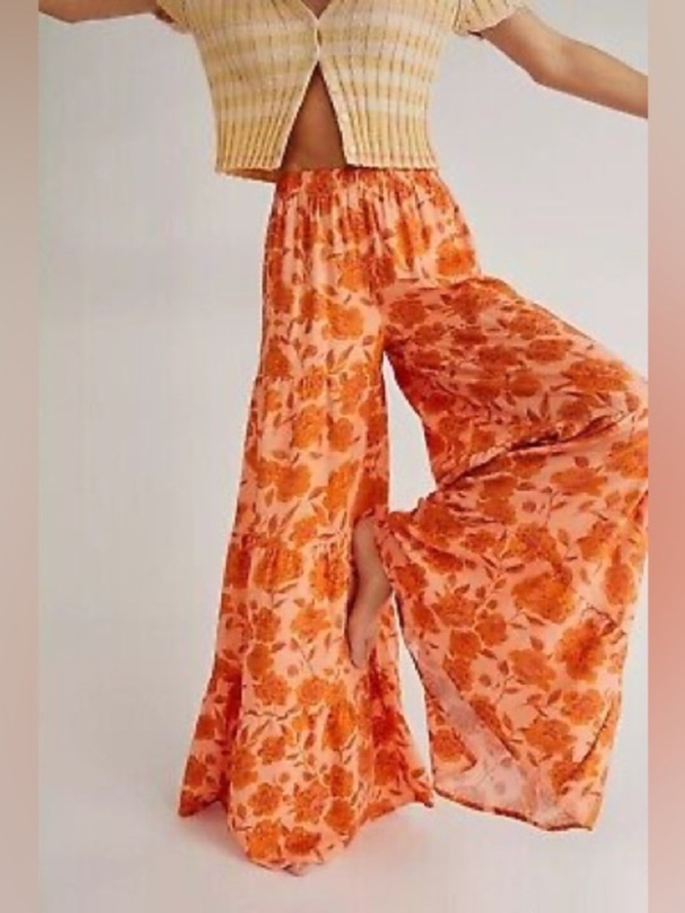Jen’s Pirate Booty electro floral seadrift flare pants M/L NWT - Picture 3 of 7